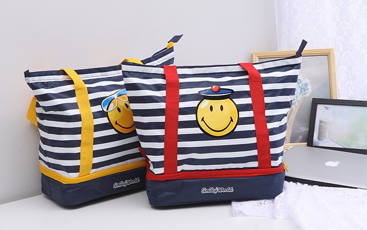 Fashion smiley beach bag